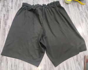 Nike Black Shorts 🧡