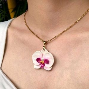Orchid Necklace