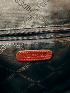 Hidesign Sling Bag