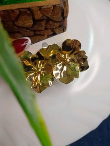 Golden Flower Earring