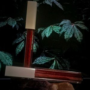 Dee Lip Oil With Vit E, Almond And Coconut Extract