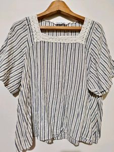 Size S/ M Striped Square Neck Top