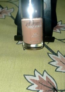White+Nude Nail Paint