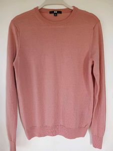Pink Uniqlo Sweater