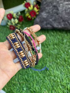 Rangmanch Multilayered Bracelet Set