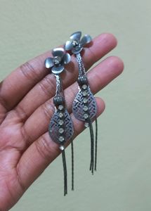 Flower And Drop Hanging Earrings