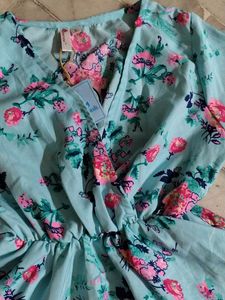 New Unused Top