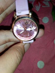 Stylish Women&#39;s Watch