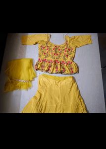 New Yellow Crop Top