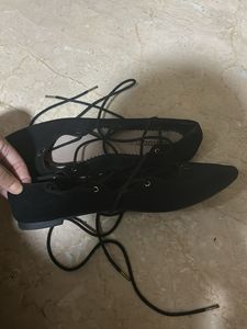H&amp;M Black Lace-Up Flats