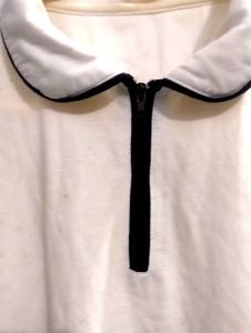 Men&#39;s White Polo T-Shirt with Black Collar –