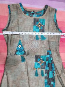 Multilayered Kurti- Green
