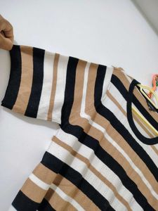 Knitted Striped Short Sleeve Top