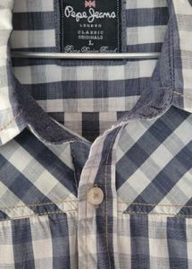 Men&#39;s Casual Shirt