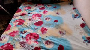 Flower Design Bedshit.