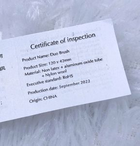 MAC Foundation/Powder Brush And Pouch