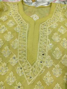 Luckhnowi Kurti