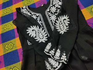 Black Embroidered Kurta