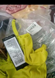 Green round neck full sleeve top 💚