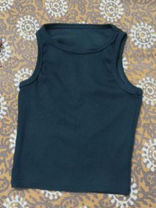Black Sleeveless Ribbed Tank Top