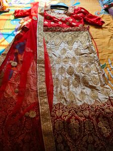 A Very Beautiful Lahenga Full Set