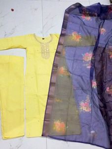 New/Unused Embroidered Kurta Set With Dupatta