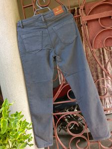 Branded New Jeans For Women 🤍🤍🤍