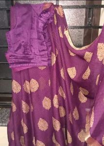 Beautiful Purple Saree With Stiched Blouse