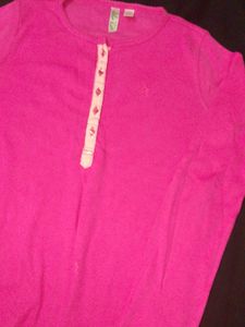Cute pink Tshirt