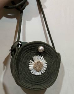 Olive Bag Daisy Circle Sling