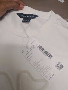 New URBAN REVIVO t.shirt for women