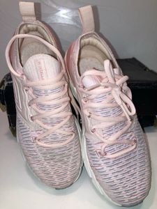 Under Armour Sport Shoes 100%ORIGNAL💯UK-3.5