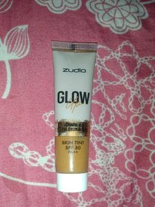 Zudio Glow Up Skin Tint