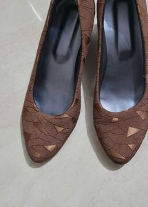 Brown  formal Bellies for women