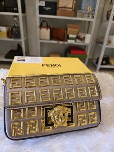HANDBAGS HI HANDBAG🛍️🛍️
