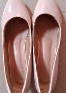 Elegant Pink Pointed-Toe Heels