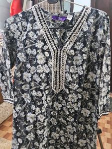 Floral Print Kurta Pillzo Set With Dupatta Size av