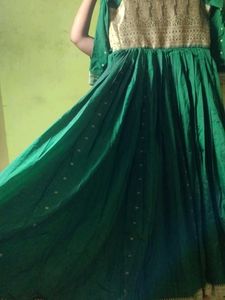 It&#39;s a Green Pleated Gown (Stiched) With Heavy (Bi