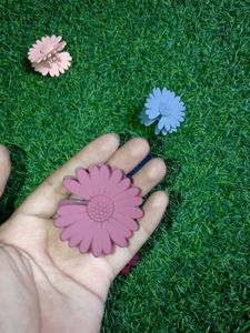Korean Flower Claw Clips 🌻