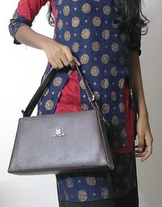 BRAND NEW VINTAGE Elegant BAG