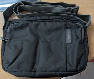 American Tourister Cross Bag