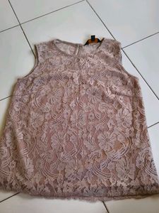 Lace Sleeveless Top