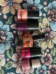 Oriflame Nailpolish Combo
