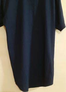 black round neck  tshirt
