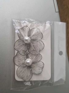 Korean Floral Pearl Earrings