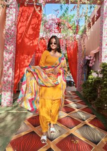 Haldi - Patiala Suit Full Set