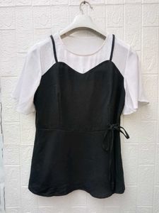 New with tag Pinterest Chic Stylish Two-Tone T-Shi
