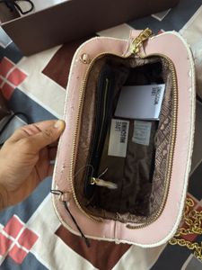 New Love Moschino Bag With Flaw