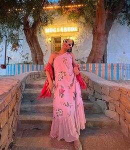 One Shoulder pink Dress