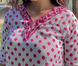 White &amp; Pink Polka Dot Top